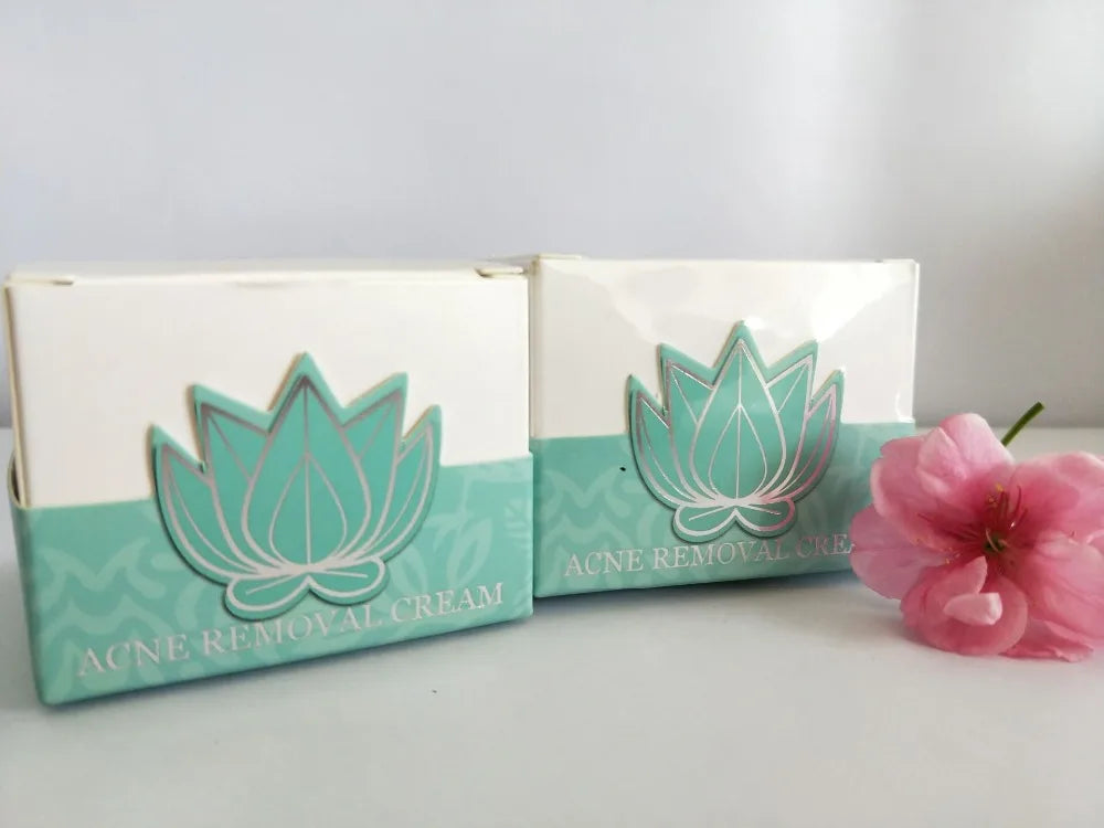 LateurGo Pearl Whitening Spot Removal Cream for Blemishes and Pimple Removal