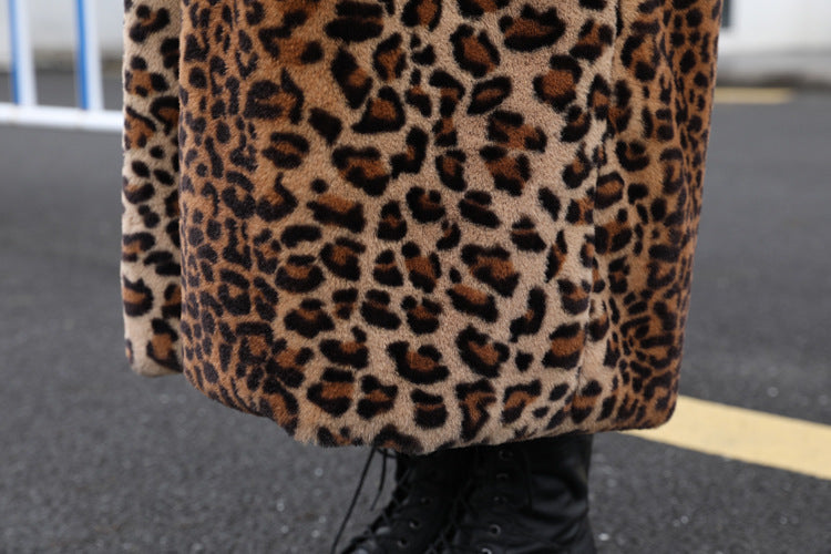 LateurGo Winter Women's Faux Fur Coat - Leopard Print with Rabbit Tailored Collar