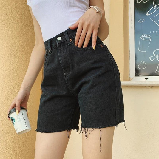 LateurGo High waist slim denim Bermuda shorts for plus size women, showcasing the latest fashion trend