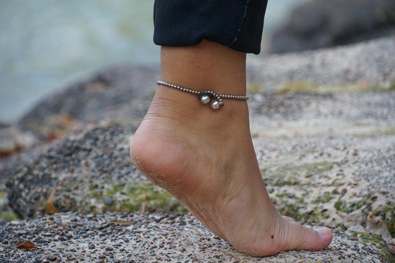 LateurGo Turquoise Teardrop Bead Boho Silver Anklet - Chic and Fashionable