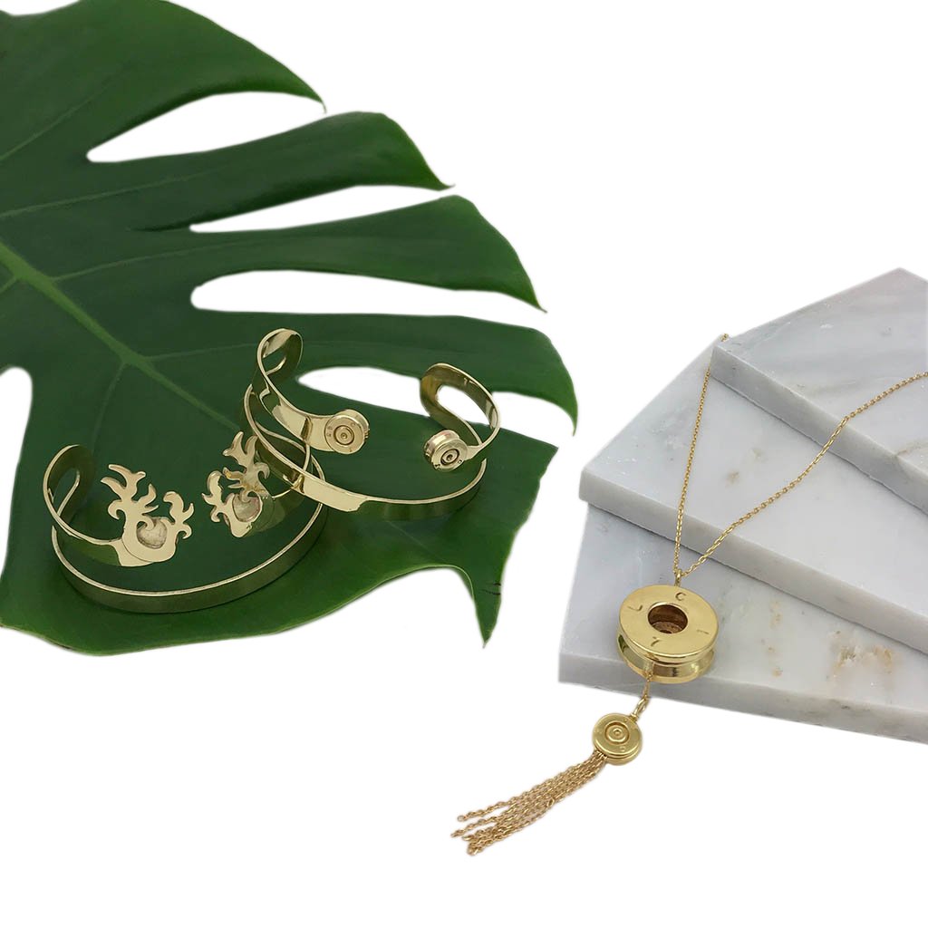 LateurGo Bullet Tassel Necklace for a Trendy Look