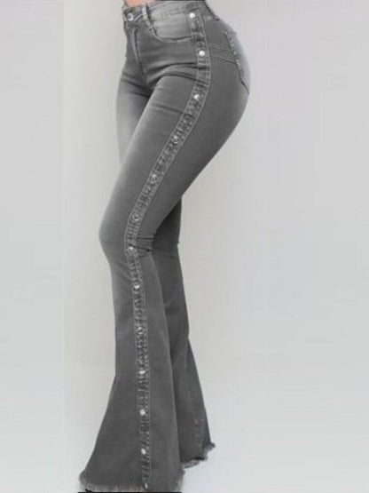 LateurGo High waist casual retro jeans for women featuring stylish side metal buttons.