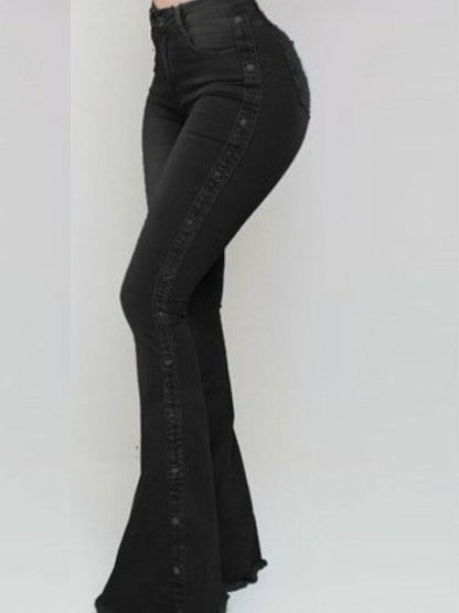 LateurGo High waist casual retro jeans for women featuring stylish side metal buttons.