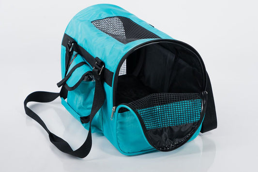 LateurGo jet pet carrier for stylish and safe pet transportation