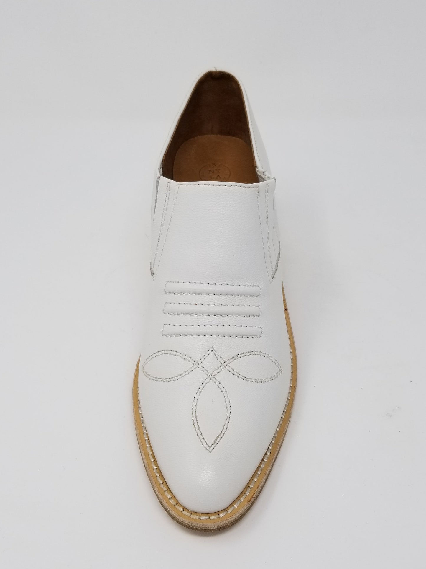 Los Angeles Chic Leather Heels | Stylish Footwear