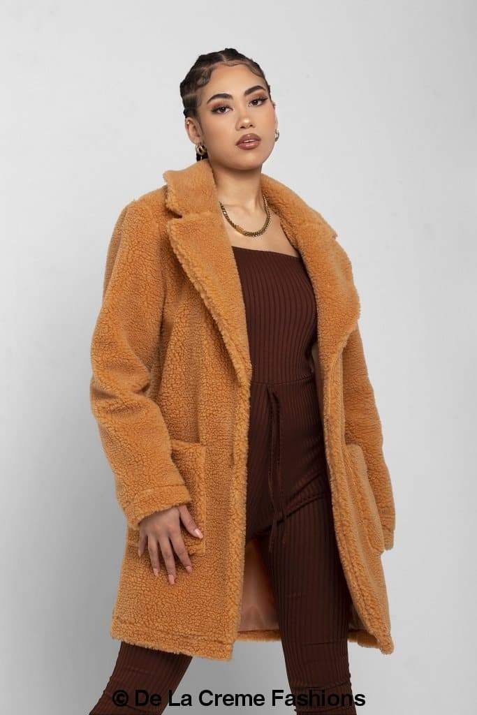 LateurGo Jacqueline oversized teddy coat, perfect for winter warmth and style