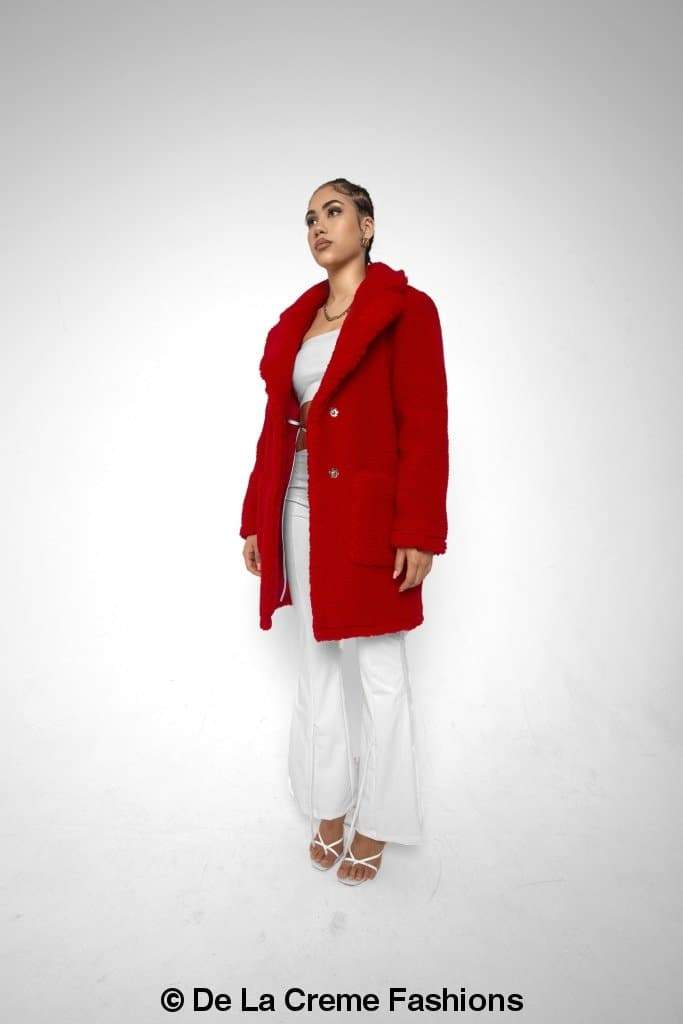LateurGo Jacqueline oversized teddy coat, perfect for winter warmth and style